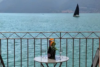 Image de On the Lake