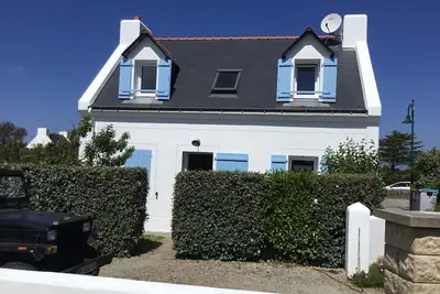 Image de Maison cosy à Kervilahouen, 1 km de la mer, jardin, terrasse, Bbq, proche supérette, 5 pers.