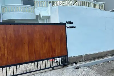 Image de Exquisite 6br Villa Venire I Centre Canggu I Roof Pool I AirCon I WIFIINetflix