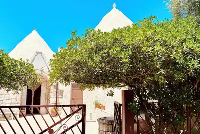 Image de Rosa's trulli, tranquility and nature 15 min from the sea