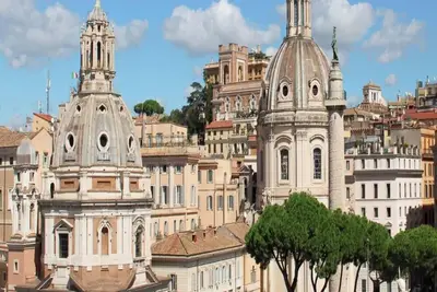 Image de Luxury 5-Bedroom Apartment Near Piazza Barberini\n