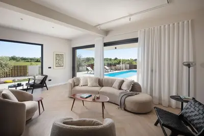 Image de Gorgeous Villa S58 with heated pool