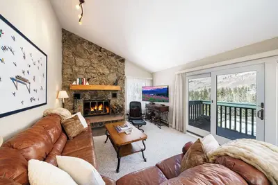 Image de Spacious 3 Bedroom East Vail Mountain Retreat by Gorecreek Rentals