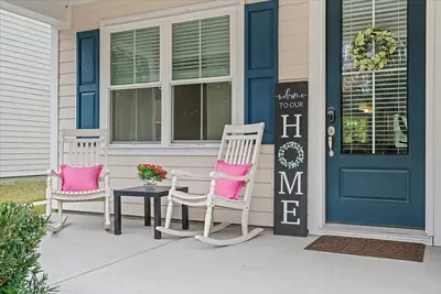 Image de Luxury updated, near beaches and downtown Beaufort