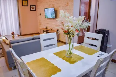Image de Charming luxury apartment in enchanting Nairobi with a big balcony, gym & pool.