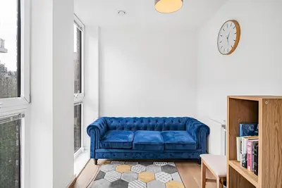 Image de Modern Flat with Balcony, Central London | Pass The Keys