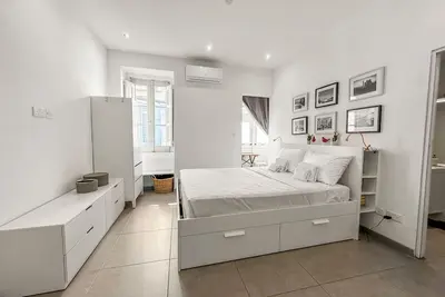 Image de Modern Townhouse 30 secs to Seafront 2x Ensuites