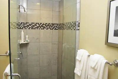 Image de Walk to Jp Morgan Conf. 4-nights, 01/11/26 - 01/15/26 @ 1br Deluxe unit