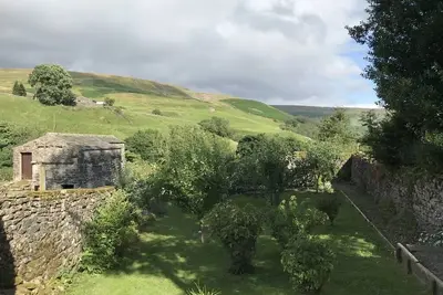 Image de Miner's cottage in stunning Swaledale. \nNo Tv, internet or mobile phone signal.