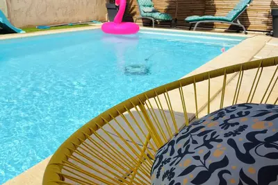 Appartement rdc de villa avec piscine