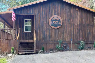 Image de Indian Creek Cabin, McKee Ky- 2 Br cabin on the Rockcastle River in McKee, Ky!