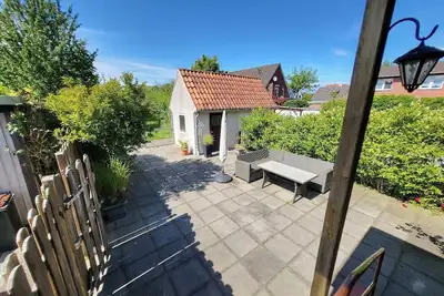 Great break in Büsum - Complete apartment with beautiful garden