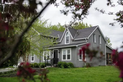 Image de Rosebend Farmhouse | Bloomfield | Hot Tub 4 Bedrooms