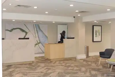 Image de 2 Spacious Family Rooms with Modern Amenities Near Top Hospitals - Parking