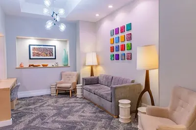 Image de Two Queen Room, The Inn at Longwood Medical, Parking, Close to Hms - 2 Units