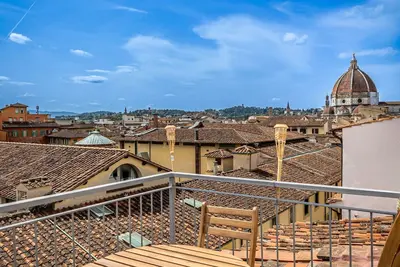 Image de YiD  stunning on the Accademia