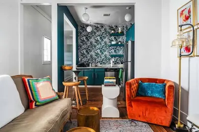 Image de Downtown Savannah * 2 Bedroom * Firepit * Dogs Ok * Private Patio