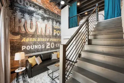 Image de Cozy 1-bedroom loft apartment with Ac and WiFi in charming Wabash