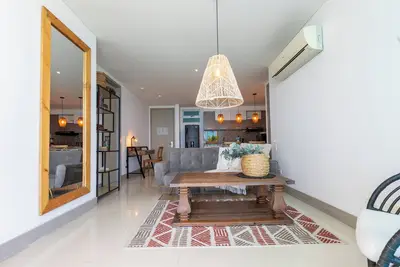 Image de Palmetto Beach 17 Sew View, Hot Water