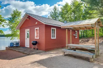Image de Oneida County Cabin w/ Private Dock & Rowboat!