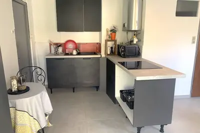 Image de Maison Carro aéroport 20min Boulot ou Vacances