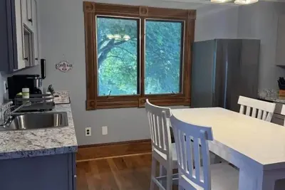 Image de Gateway Retreat-New, In town!