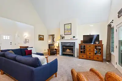 Image de Country Home, Walk to Multiple Wineries
