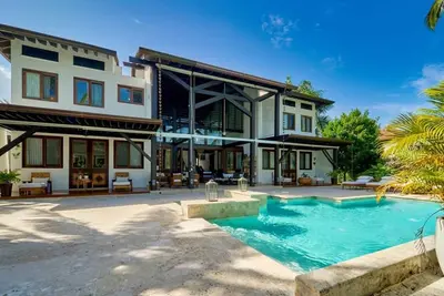 Image de Please Inquire Before Booking – Luxury Villa