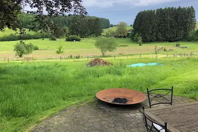 Image de Maison ardennaise typique en pierre du pays, calme, jolie vue