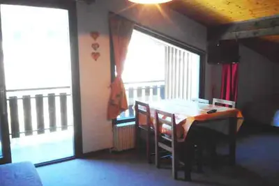 Image de Studio confortable, vue sur le Pleney, parking inclus