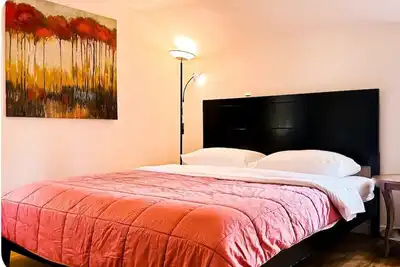 Image de Eggert - Upper · 2br apartment near Ub, Niagara, Hospitals, Buffalo