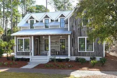 Image de Montage 3br, wood burning fireplace, Deluxe Moreland Village Home 5541