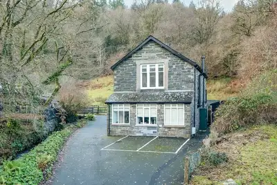Image de Luxury Accommodation in an Old Turbine House in Betws Y Coed | Pwerdy