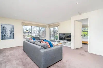 Image de New to Vrbo: Modern 2br 2ba Apartment Close to City & Anu