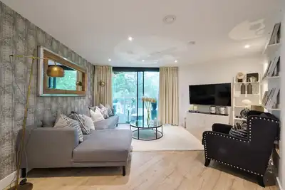 Image de Designer Boutique 2 Bedroom Apartment with Balcony - Borough Market