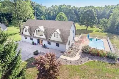 Image de Cozy 4-bedroom house in adorable Watervliet with fitness room, WiFi