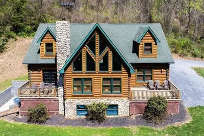 Image de Amazing Grace log cabin home with 3 bedrooms, WiFi and Ac in breathtaking Luray