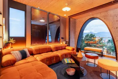 Image de Provenza Penthouse Jacuzzi Ac Steam Shower