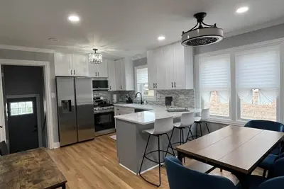 Image de Home Away From Home