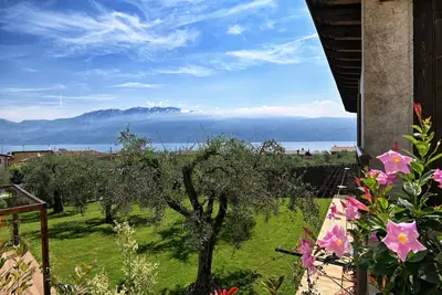 Image de Villa Armonia by Theater Home - with pool and marvellous lake view