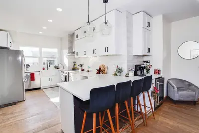 Image de Heated pool & spa, historic area, luxury oasis, central, 5 bedroom/3. 5 bath