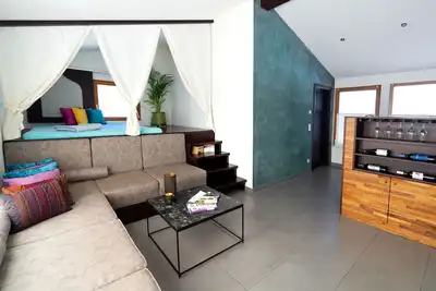 Image de Bungalow-Royale-Salle de bain privée séparée-Vue sur Jardin-Sauna