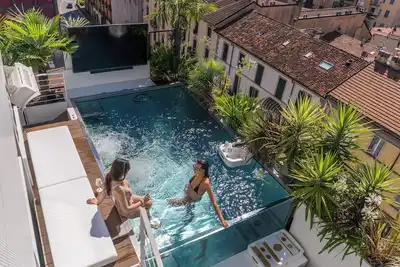 Image de SkyJungle: luxury penthouse private pool and spa