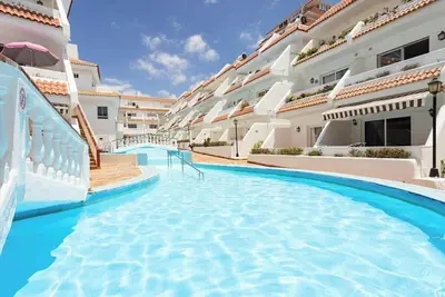 Image de Home2Book Radiant Apt, Pool & Terrace Las Américas