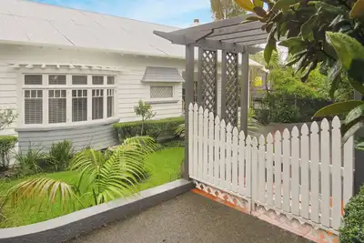 Image de Island Villa - Central Oneroa Garden Retreat