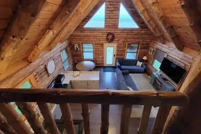 Image de Hilltop Chalet with an Unforgettable Valley View. 13 minutes from Ellicottville!