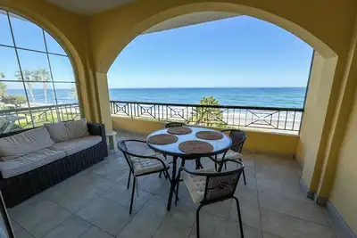 Image de Appartement 'Seaview Peñoncillo' avec vue sur mer, Wi-Fi et climatisation
