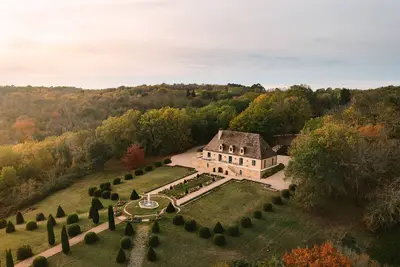 Image de Domaine Les Hauts De Chaunac avec piscine privée, Wi-Fi et climatisation