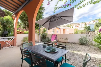 Image de Appartement 'Meu Delit' avec piscine partagée, terrasse privée et jardin privé