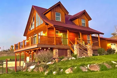 Image de Montrose Quiet Country Home with a View on 3 Acres!